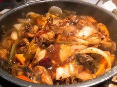 精品鲶鱼锅-猪啊牛呀羊啊铜盘烤肉(正大广场店)