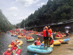-安吉龙王山峡谷漂流