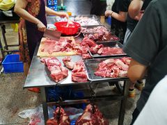 -标记美食新鲜猪杂(兴南大道店)