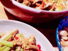 -唐伯虎新派湘菜馆(石夏时代广场店)