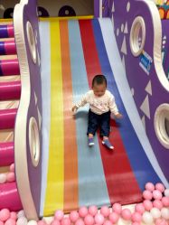 -孩子王童乐园(马群店)