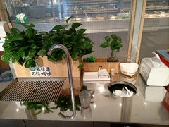 -老乡鸡(上海白玉兰广场店)