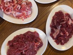 -牛满溢·自助潮汕鲜牛肉火锅(龙汇路店)