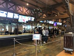 -横琴湾畔餐厅(长隆海洋王国白鲸剧场店)