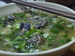 -乡村鸡杂米线(汉渝路店)