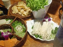 -塔兰齐新疆孜然火锅(鲤鱼山路店)