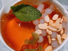 -姚姚酸菜鱼·金戈戈香港豉油鸡(喜荟城联名店)