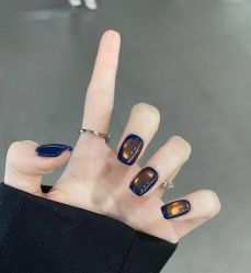 -桃色美甲沙龙