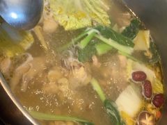 -一席地·本地鸡窝·杭帮鸡火锅(萧山银隆百货店)