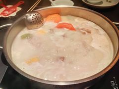 澳门鸡脚猪骨煲（小）-官也街澳门火锅(新源里店)
