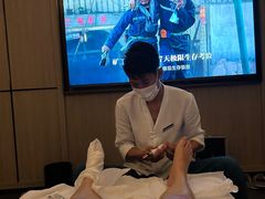 -臻品足道(佛祖岭店)