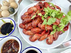 -丹水桥地锅鱼·翘嘴鲌·地方特色全鱼宴(丹江口大坝店)
