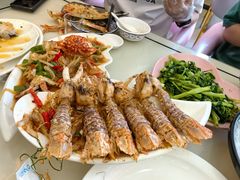 -覃记海鲜美食餐厅