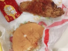 -麦当劳(华宁弘基生活中心店)