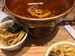 -成都你六姐·牛肉冒菜(上海环宇荟店)