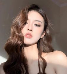 -丝语萱形象