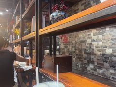 -琥珀老六龙虾(四里河店)