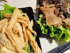 -肥仔文澳门猪骨煲(南京西路店)