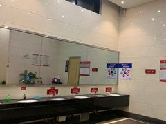 -佰里庭·北岸服务区商场