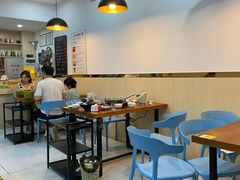 大堂-老何家后安粉·糟粕醋海鲜火锅(三亚湾椰梦长廊店)