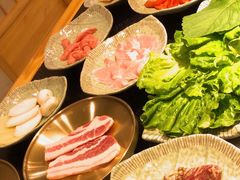 -臻牛烤肉