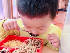 -小门牙好性格托育(北外滩中心)