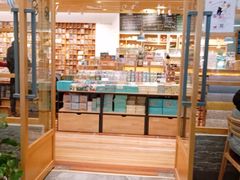 -猫的天空之城概念书店(印象城购物中心店)