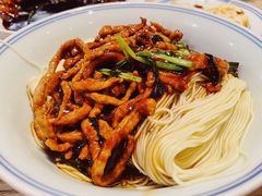 肉丝葱油拌面-君东记本帮面馆(天钥桥路店)