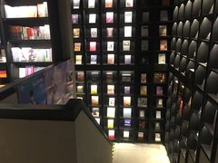 -阅西安新华书店(翠华南路店)