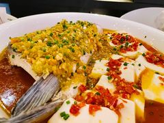 黄椒酱蒸大鱼头-T館·花园艺术餐厅