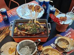 -何师烧烤Pro ·江湖川菜·小龙虾·精酿啤酒(太古里旗舰店)