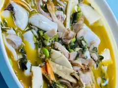 -崴海渔村(虹梅路店)