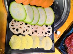 -唯成•韩国炭火烤肉 유성고기