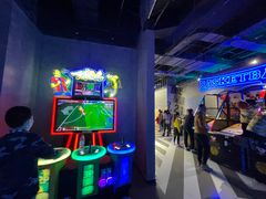 -世代星球·保龄球·镭战真人CS·团建(杨浦店)