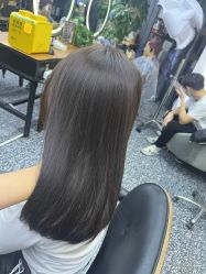 -藤野造型专业烫染接发