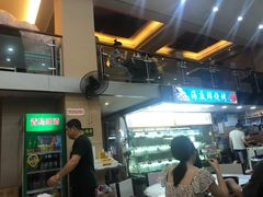 -覃记海鲜美食餐厅