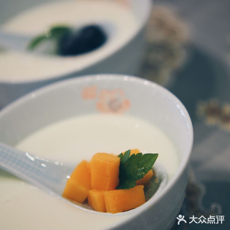 『为了消耗盒装奶，终于对双皮奶下了手！』