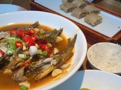 -小乡小镇·传承桐庐土菜·老板亲自烧的菜