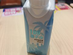 -小杨生煎(金山百联购物中心3楼店)