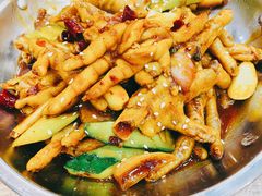 干锅姜辣凤爪-江城燕子大排档(江汉路步行街店)