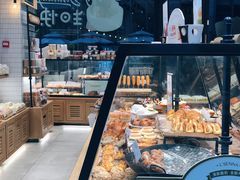 面包甜点陈列柜-罗森尼娜(德思勤店)