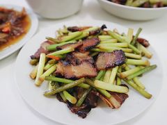 蒜苗腊肉-杭百味·大众精选杭帮菜(西湖音乐喷泉店)