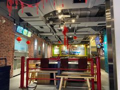 大堂-钢管厂五区小郡肝串串香火锅(人民广场店)