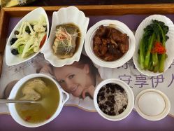 -大美母婴月子中心