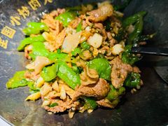 -费大厨辣椒炒肉(高铁吾悦广场店)