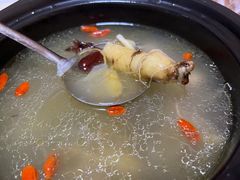 -巧婆婆特色东北菜·铁锅炖