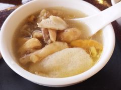 -菌海森林·非遗野生菌火锅(西山区滇池路摩根道店)