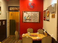 -家乡重庆火锅店