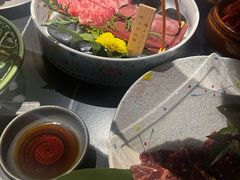 -山川小町·极番烧肉(新地假日广场店)