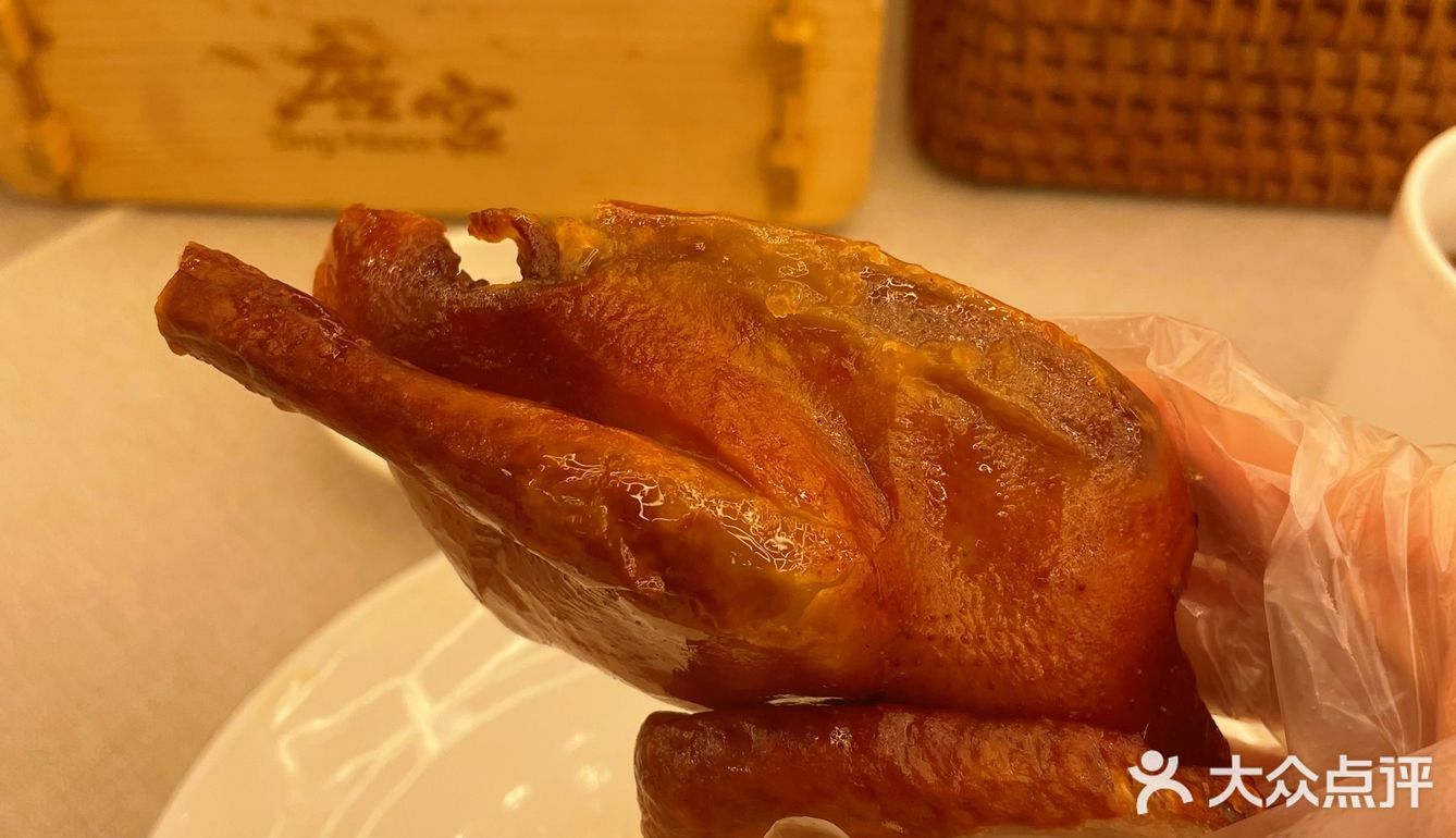 [礼花]羊毛快点薅啊～唐宫周年庆，免费送乳鸽！🐦